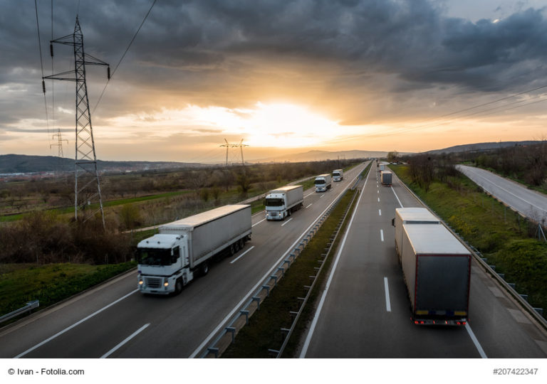 Haftungsfrage beim Überholen einer Autokolonne